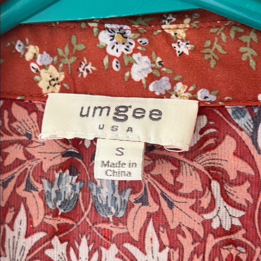 Umgee Rust Floral Blouse - Picture 2 of 12